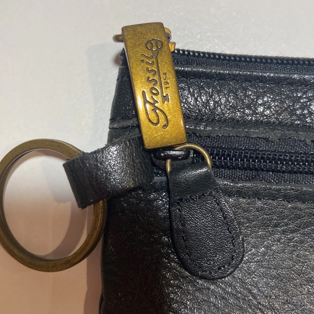 Fossil black keychain coin purse genuine black leather EUC soft - Picture 5 of 5